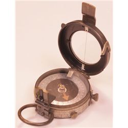 1914-1918: WW1 British officers' compass and Lusitania medals
