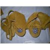 Image 1 : Baby Moccasins