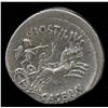 Image 2 : L.Hostilisu Saserna  (48 BC) - AR-Denarius Obv: head of captive Gaul r., chain around neck and shiel