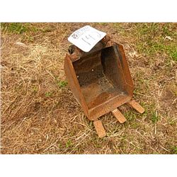 13" HOE BUCKET
