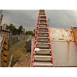 (1) LOT 2 STEP LADDERS