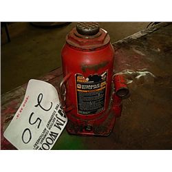 HYDRAULIC JACK