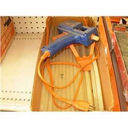 BLACK & DECKER GLUE GUN