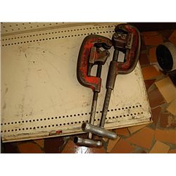 (1) LOT 2 PIPE CUTTERS