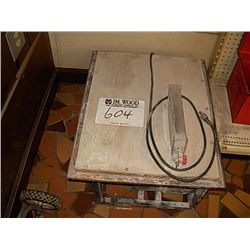 TILE SAW