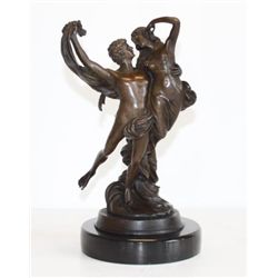 Beautiful Bronze Sculpture Lovers