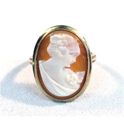 1940s 10k Shell Cameo Ring