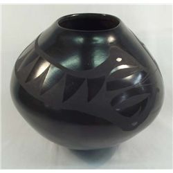 Mata Oriz Black Burnished Pot, Signed