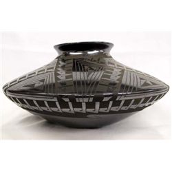 Mata Ortiz Black on Black Bowl - Lucie Soto
