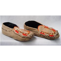 Mid-1900's Great Lakes Beaded Moccasins