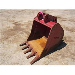 Esco 30" Backhoe Bucket Bucket w/ Teeth