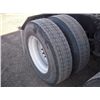 Image 18 : 1999 International Eagle 9200 T/A Sleeper Truck Tractor
