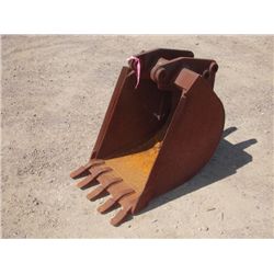 Gannon 24" Backhoe Bucket w/ Teeth
