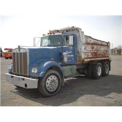 Kenworth W923 T/A Dump Truck