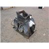 Image 2 : Caterpillar Hydraulic Plate Compactor