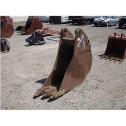 Excavator 18" Bucket w/ Teeth