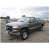 Image 1 : 2000 Chevrolet 2500 Silverado 4x4 Pickup Truck