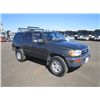 Image 2 : 1998 Toyota 4-Runner SR5 4x4 SUV