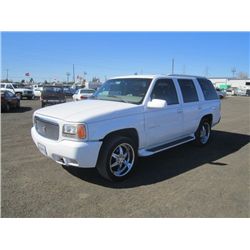 1999 Cadillac Escalade SUV