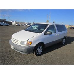 2001 Toyota Sienna Van