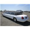 Image 4 : 2000 Lincoln Town Car Limousine