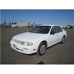 1996 Nissan Altima GXE Sedan