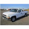 Image 1 : 2000 Chevrolet 1500 Silverado Pickup Truck