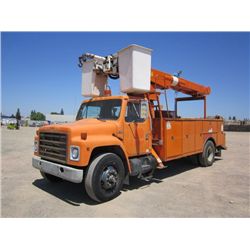 1986 International S1900 S/A Bucket Truck