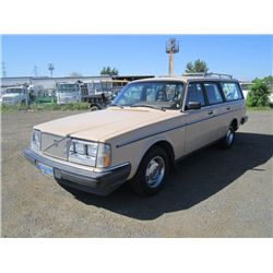 1985 Volvo DL Wagon