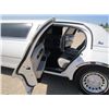 Image 5 : 2001 Lincoln Towncar Paris Stretched Limo