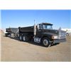 Image 2 : 1992 Ford LTL 9000 T/A Transfer Dump Truck