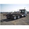 Image 3 : 1986 Volvo White PT240 T/A Cab-Over Roll-Off Truck