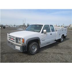 1996 GMC 2500SL S/A 4x4 Utility Truck
