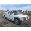 Image 2 : 1996 GMC 2500SL S/A 4x4 Utility Truck