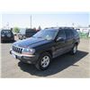 Image 1 : 1999 Jeep Grand Cherokee Laredo 4x4 SUV
