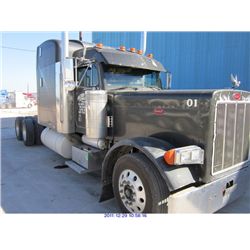 2000 - PETERBUILT 379 TRACTOR