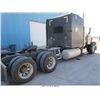 Image 4 : 2000 - PETERBUILT 379 TRACTOR