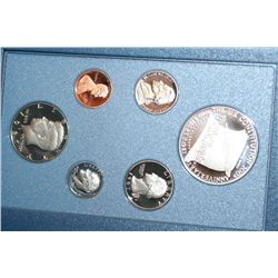 1987-S US Mint Prestige Proof Set W/Commerative US Constitution 200th Anniversary $1
