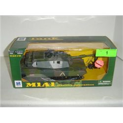 NEW RAY M1A1 BATTERY OPERATED DIECAST TANK 1/32
