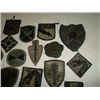 Image 2 : LOT 20 US MILITARY PATCHES WWII VIETNAM KOREA