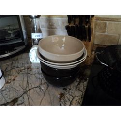 LOT OF BOWLS