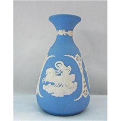 WEDGWOOD Vase 4 7/8in H MWF339C