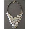 Image 1 : Fashionable Mother of Pearl Cascading shell and Pearl N