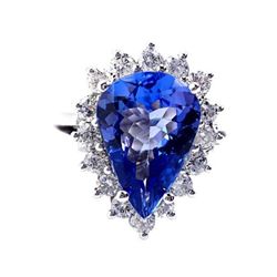 MWF271 Tanzanite & Diamond Ring