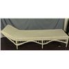 Image 1 : White wicker lounge chair