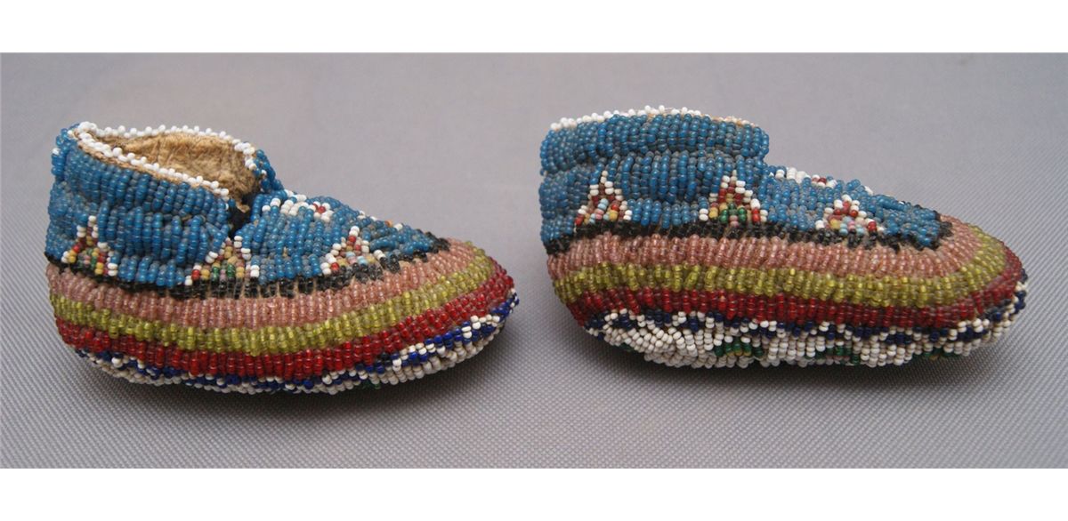 PAIR OF BABY MOCCASINS