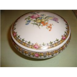 Authentic French porcelain Limoges box Mid 1900's