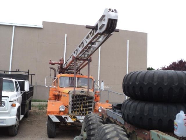 1980 AUTOCAR DW10264 TURNER 250A 8,999.0 MILES S/N: 56248 W/ ENGINE NH ...