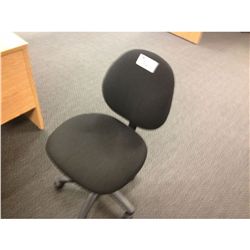 BLACK GAS LIFT COMPUTER CHAIR