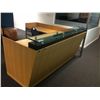 Image 1 : GLASS TOP L SHAPED CASCADING FRONT RECEPTION DESK